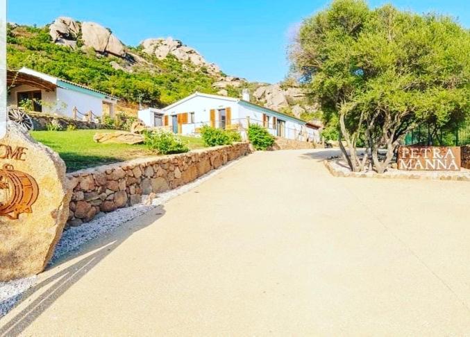 Tenuta Petra Manna Palau Bagian luar foto